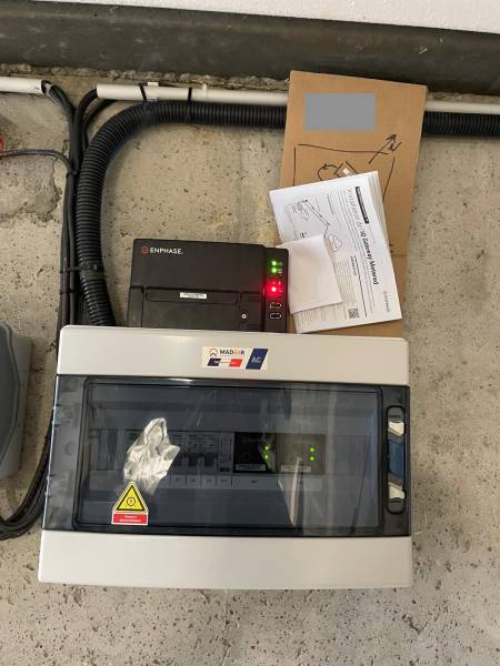 Installation solaire sur toit plat dans le Tarn (81) : notre chantier pour la pose d’une centrale photovoltaïque 5kWc à Gaillac