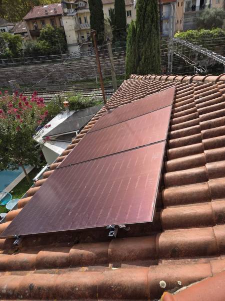 Chantier panneaux solaires spécial ABF à Toulouse (31) : pose d’une centrale photovoltaïque de 2,8kWc de puissance avec les BISOL Deep Red Spectrum 400Wc