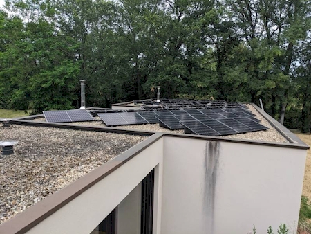 Notre zone d'activité pour ce service Spécialiste en pose de panneaux photovoltaïques avec onduleur Huawei et suivi de consommation via compteur d'énergie connecté